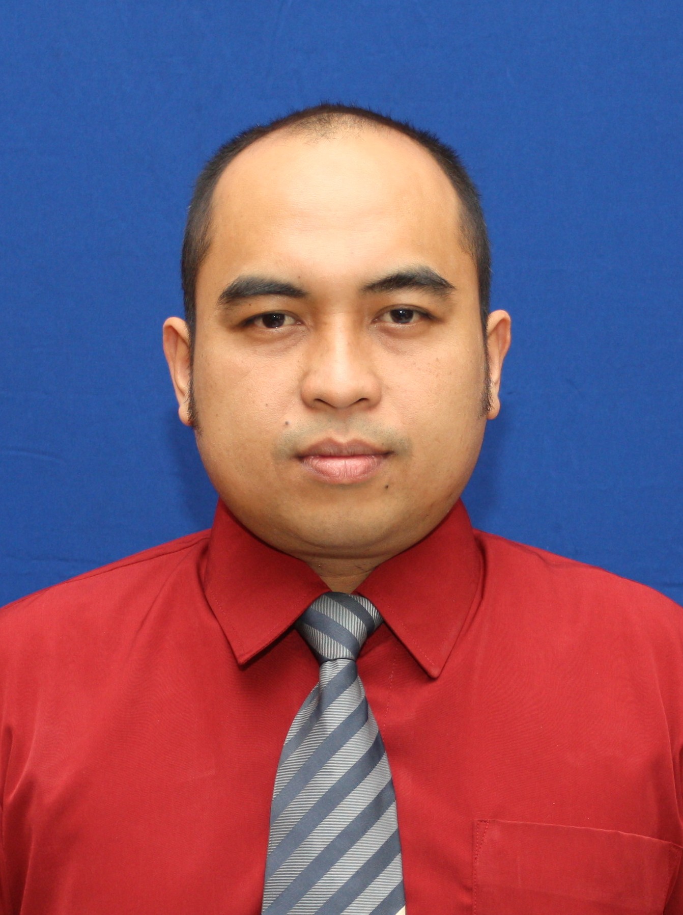 Foto Prof.Dr. Ilyya Muhsin, S.HI., M.Si.